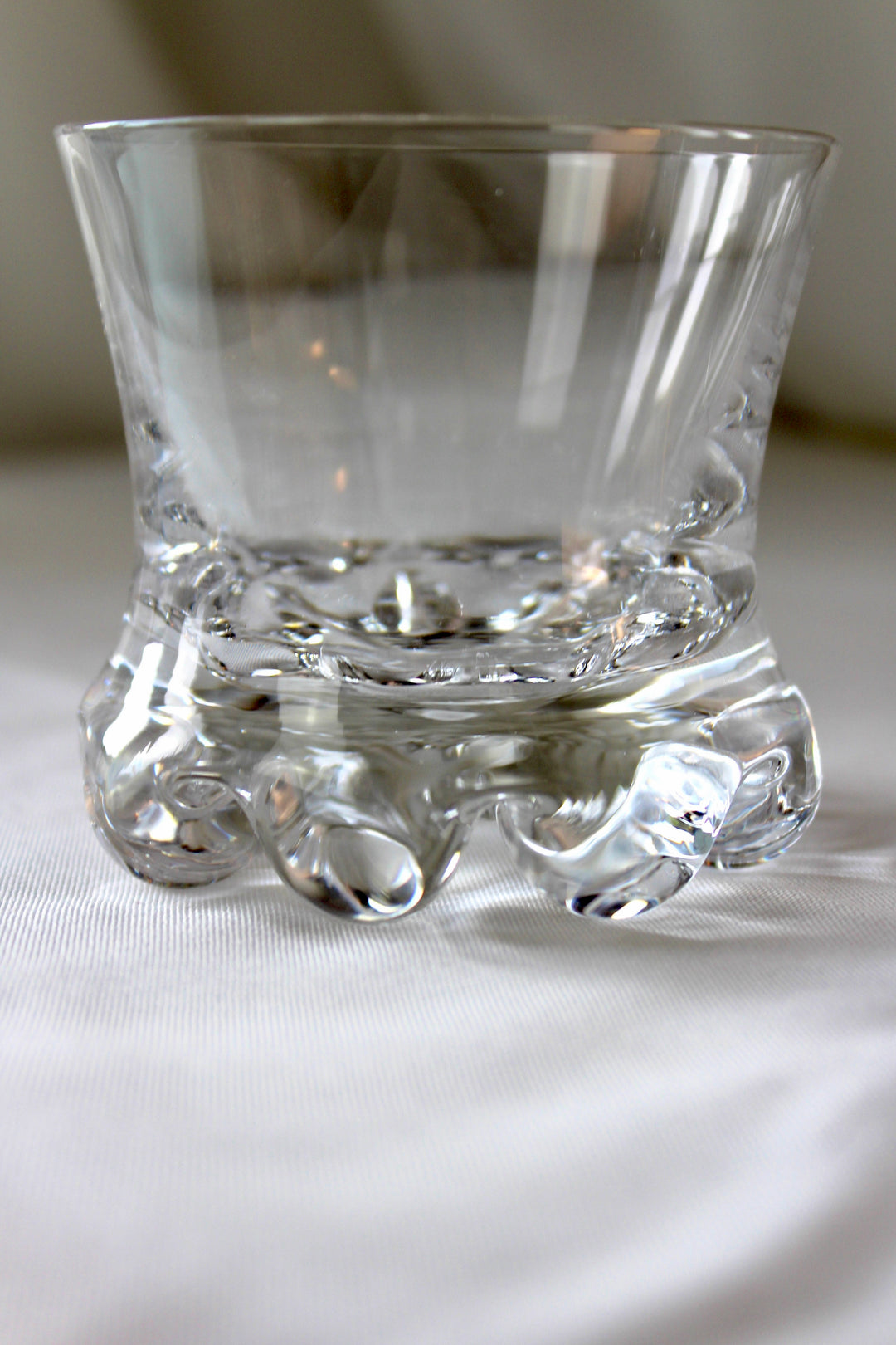 Kosta Boda - Whiskyglas „Buster“.