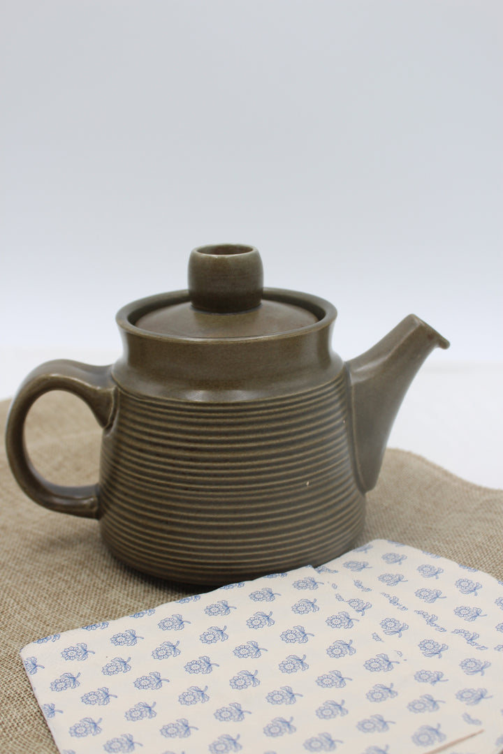 Denby Langley – Teekanne „Sherwood“.