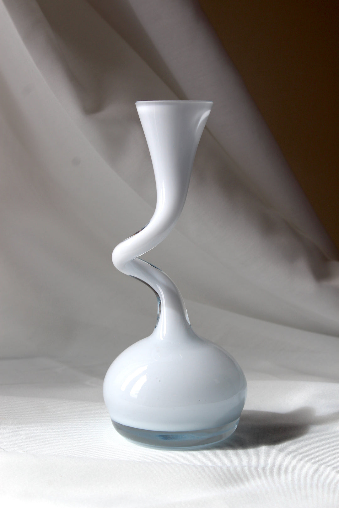 Normann - SWING Vase, weiß