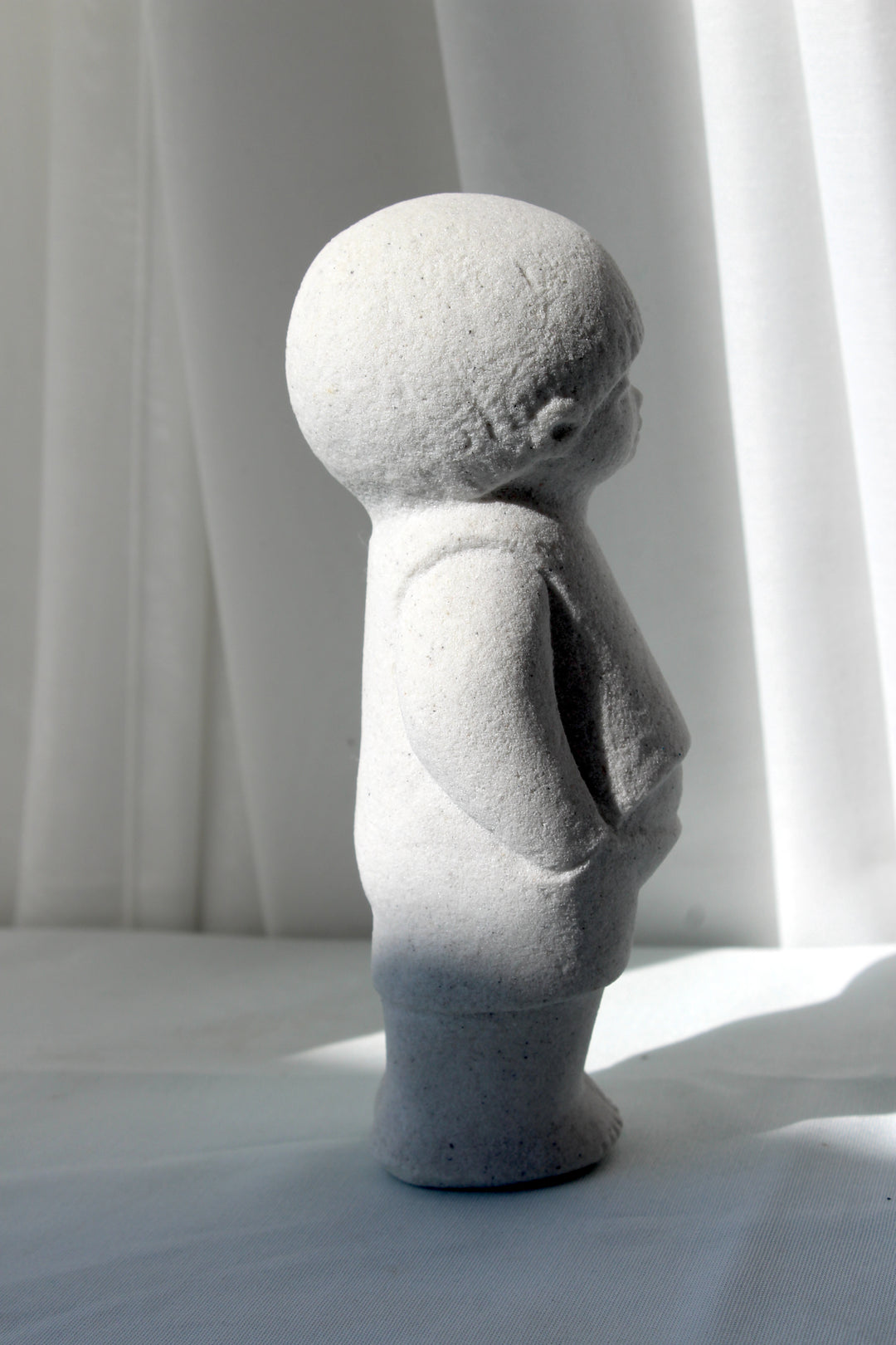 Marbell - Jungenskulptur