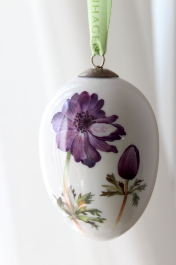 Royal Copenhagen - Osterei „Französische Anemone“, groß