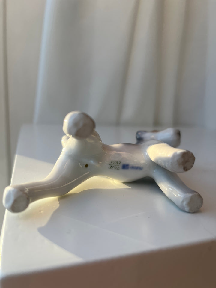 Royal Copenhagen - Hund , ruhåret terrier.