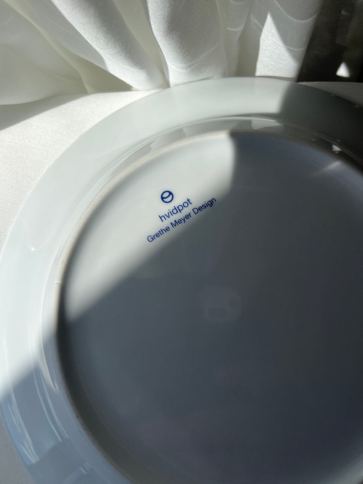 Grete Meyer Design 'white pot'