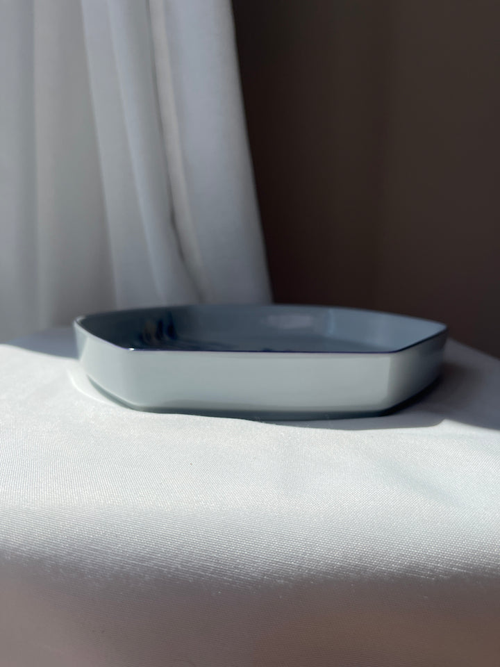 Royal Copenhagen fad ‘designet af Ivan Weiss.