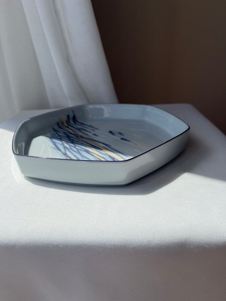 Royal Copenhagen fad ‘designet af Ivan Weiss.