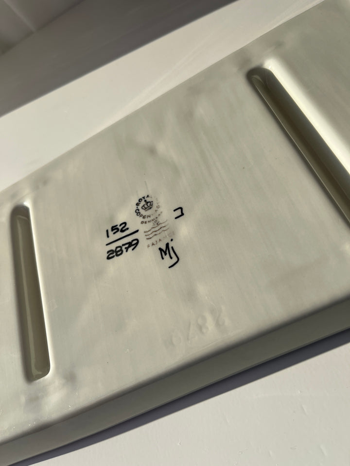 Royal Copenhagen “Tenera” Fajancefad