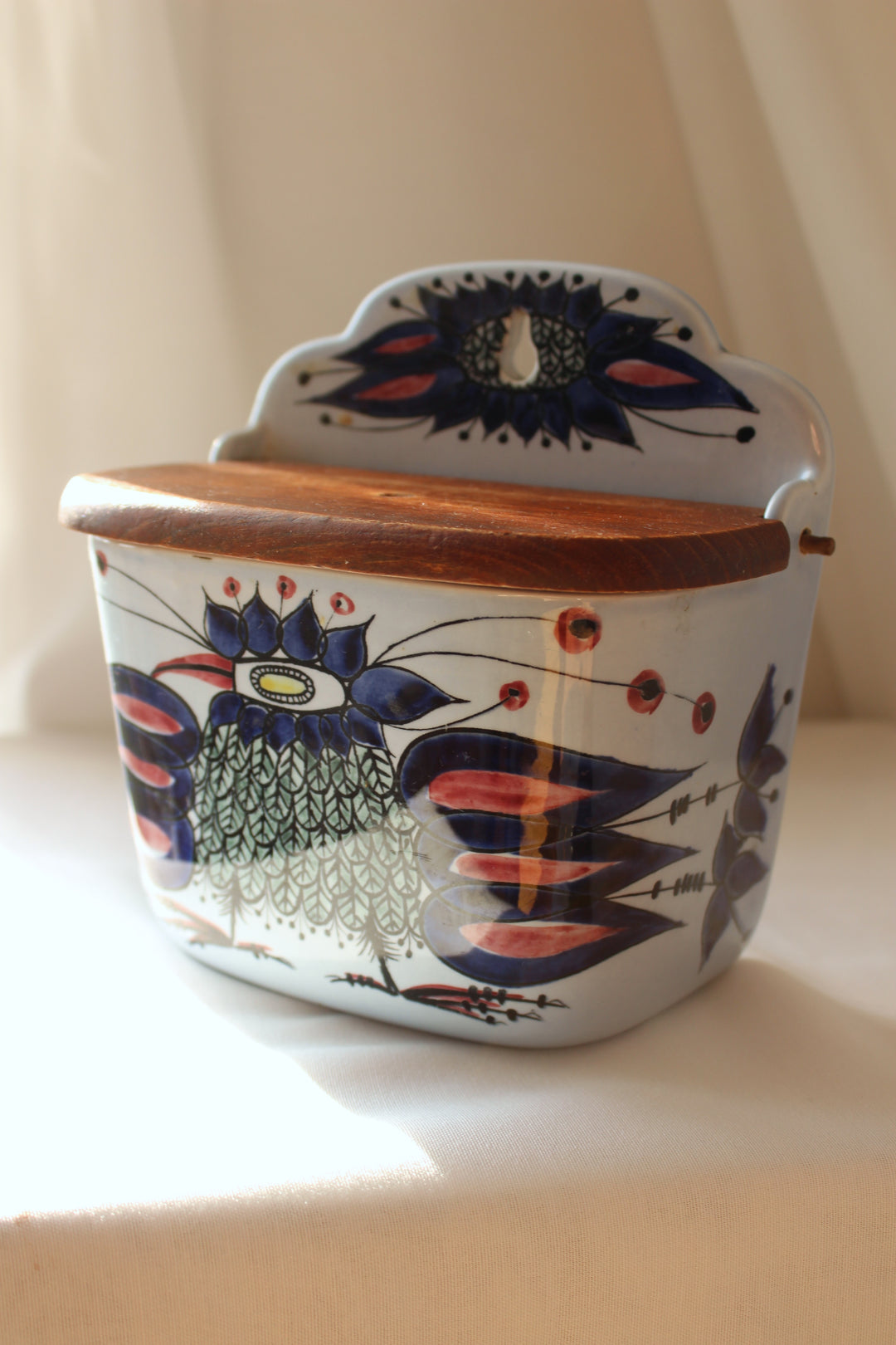 Royal Copenhagen, Faience Salt Cellar