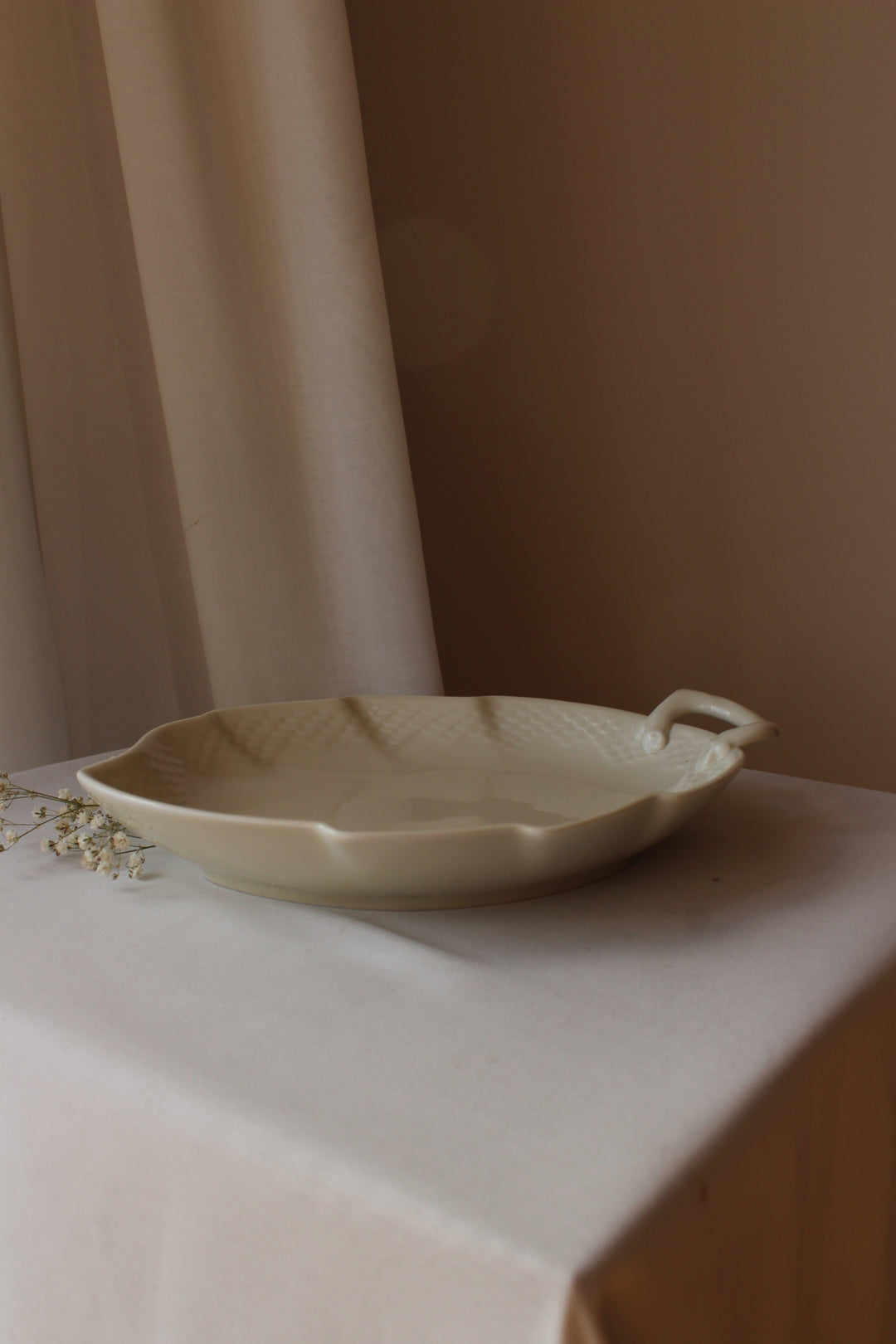 Bing &amp; Grondahl Elegance Cream, Dish
