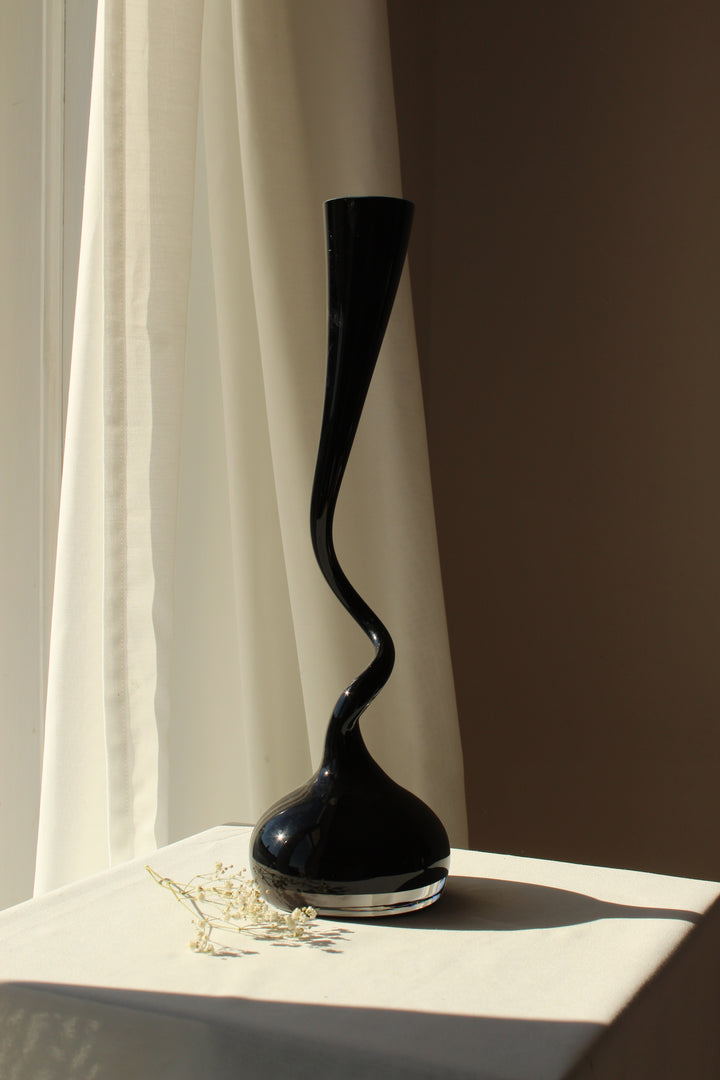 Normann - 'Swing' vase, Sort