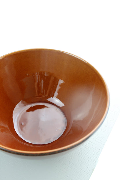 Glaseret skål, keramik