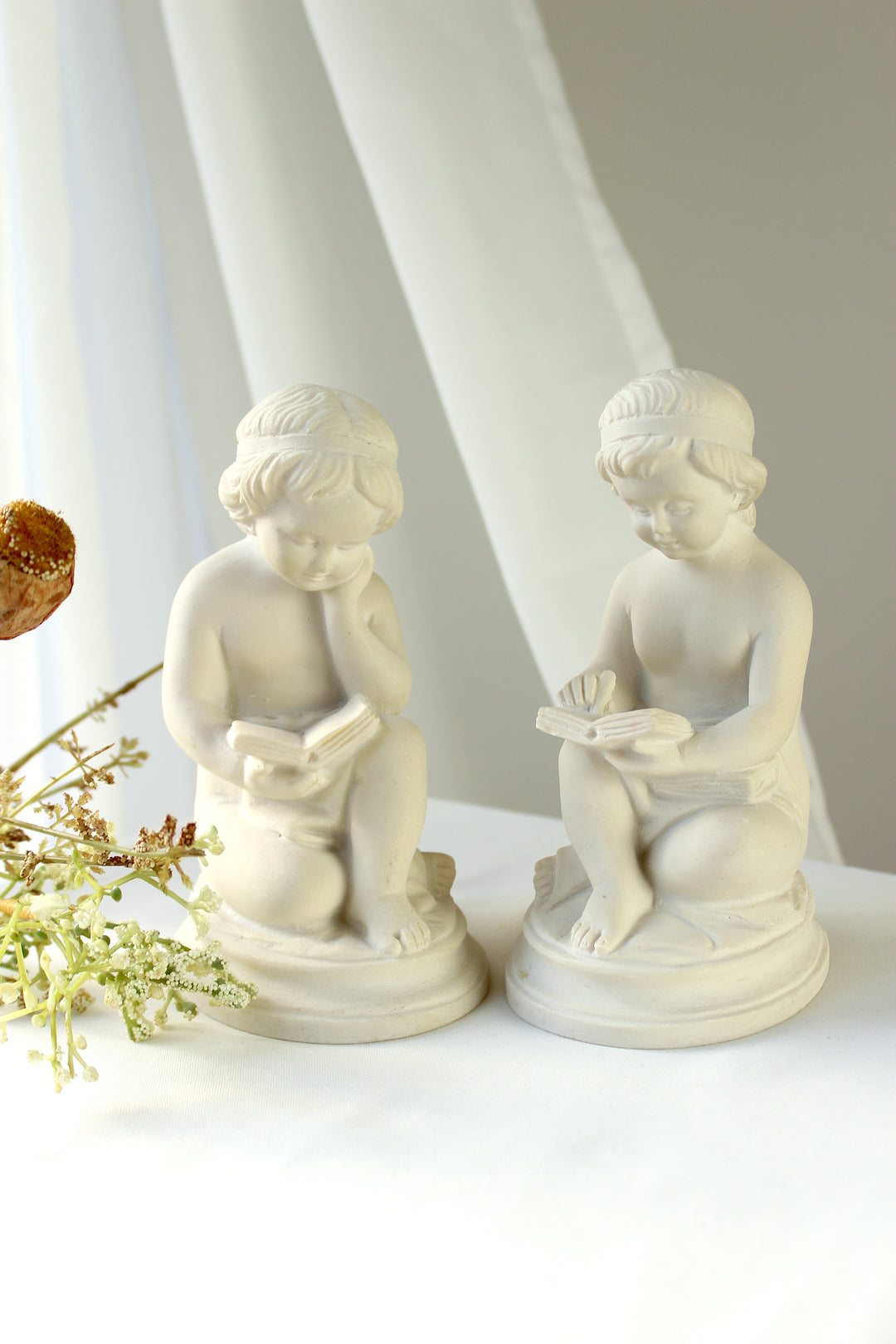 Vintage - 'Bisquit' figurer, 2 stk.