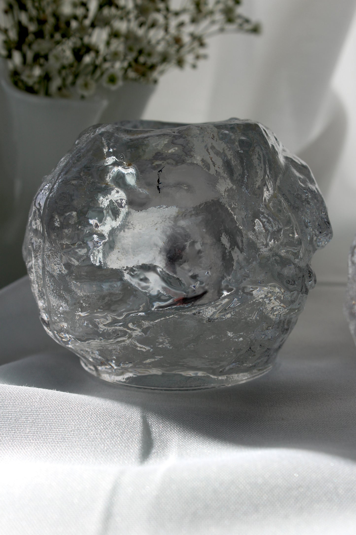 Kosta Boda - Snowball, fyrfadsstage, 9 cm.