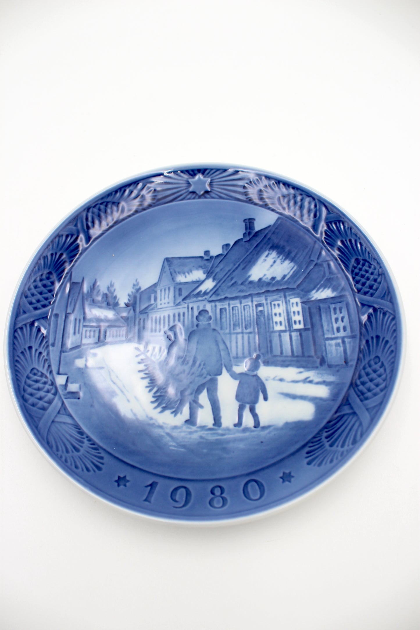 Royal Copenhagen - Christmas plate, assorted, 1st variety.