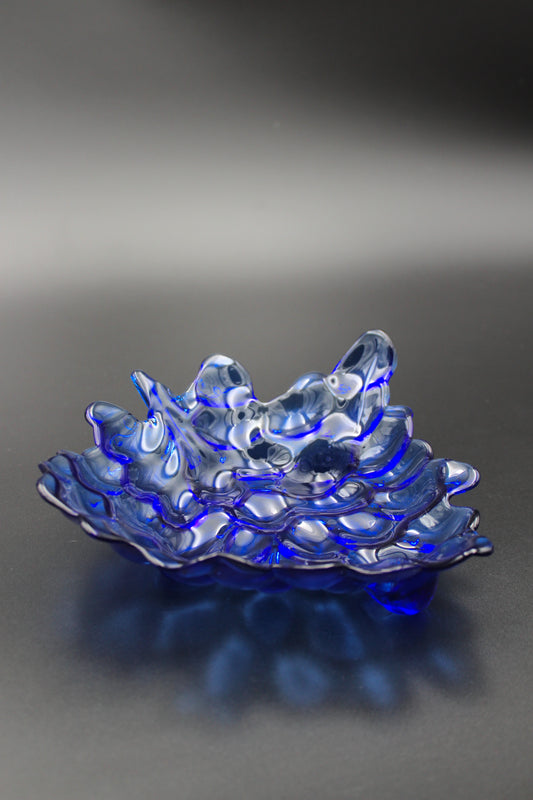 Glass dish, blue