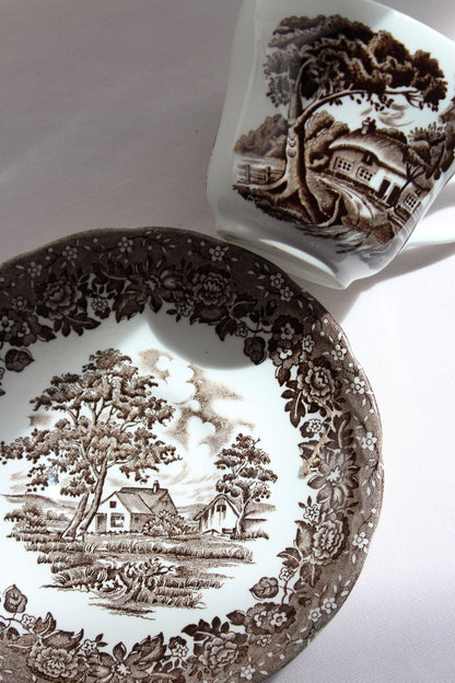 Staffordshire England - 'Country Style' Kaffestel