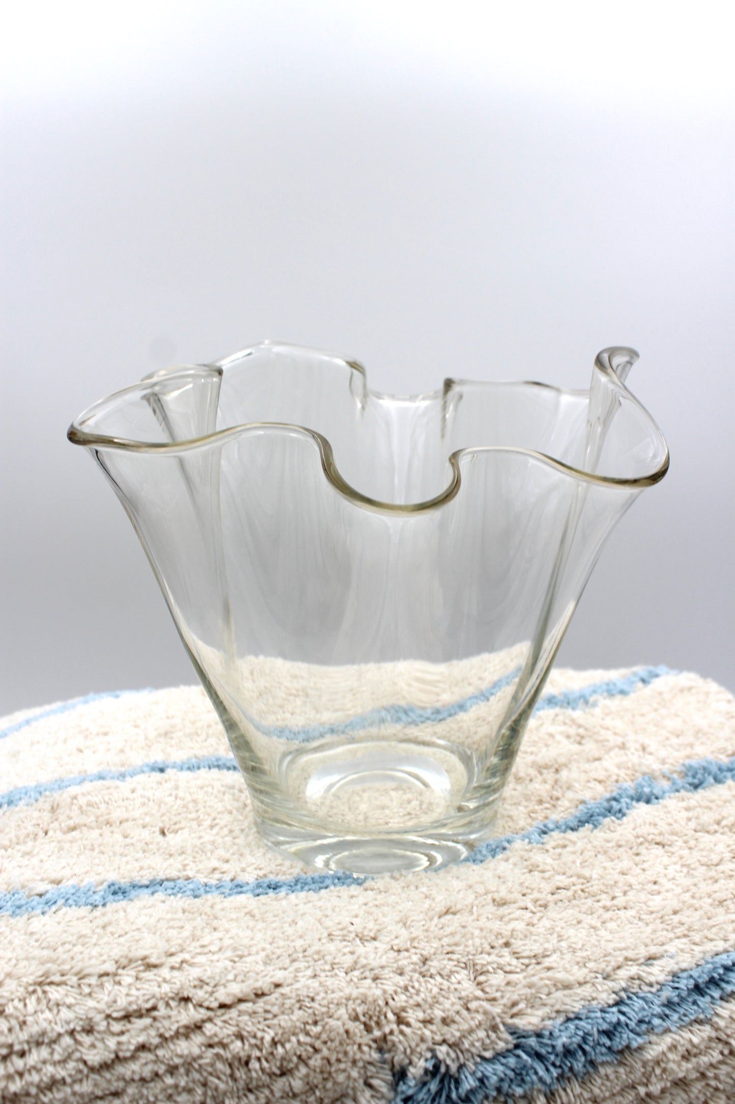 Tulip Vase - Clear glass