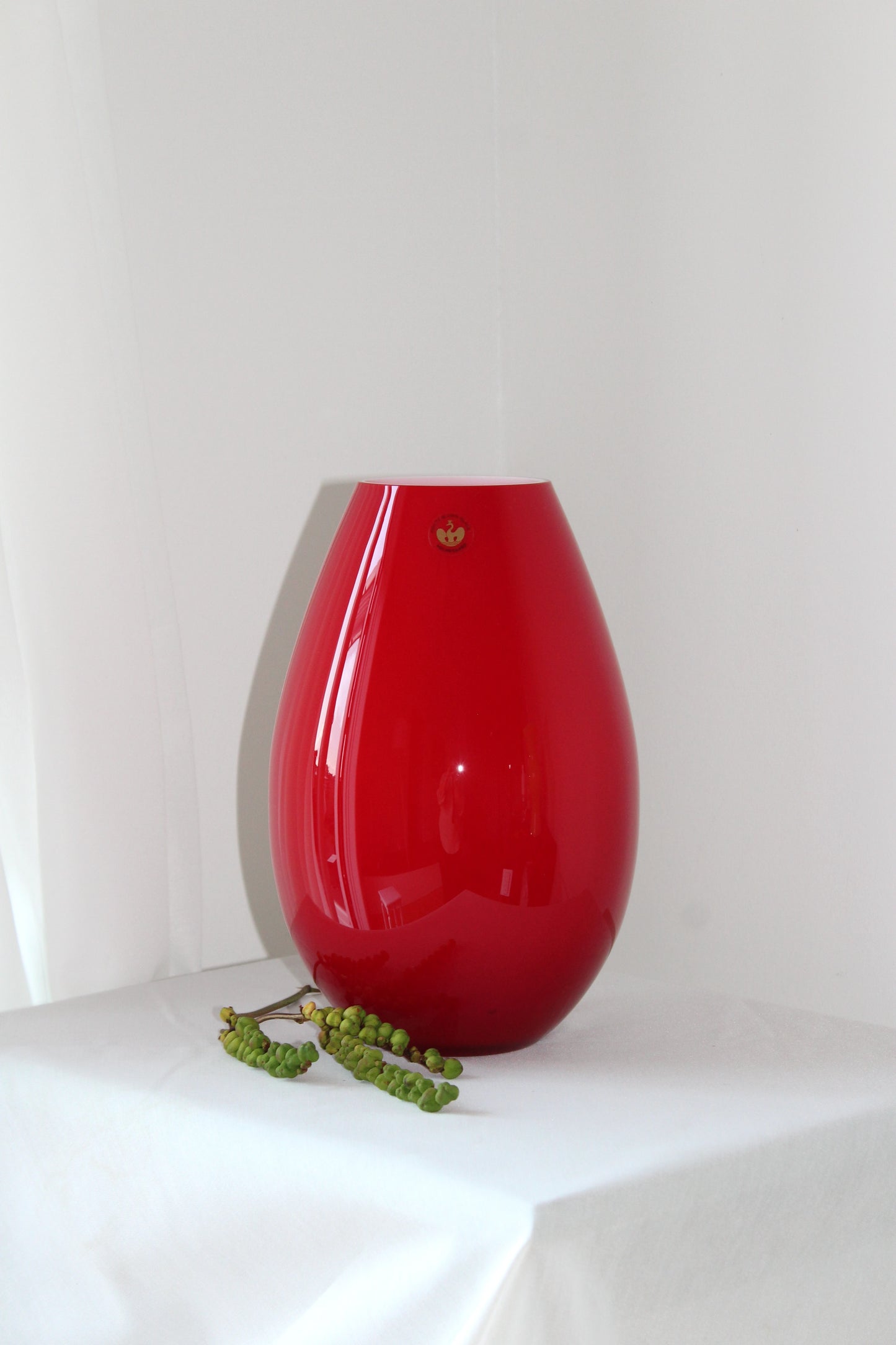 Holmegaard - 'Cocoon' vase, rød